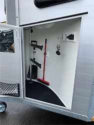 Finanzierungsangebot Böckmann Pferdeanhänger Portax Esp Sattelkam Finanzierungsangebot Böckmann Pferdeanhänger Portax Esp Sattelkam