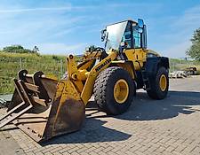 Komatsu WA250 Schaufel/Palettengabel Klima/SW